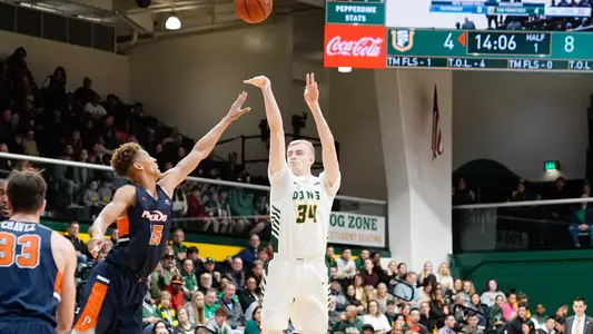 Taavi Jurkatamm vs Pepperdine