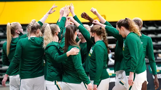 Dons Huddle vs Fresno State