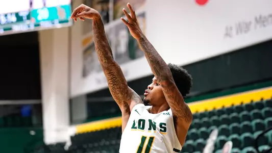 Damari Milstead jump shot