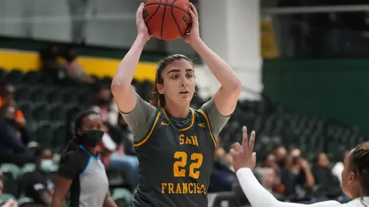 Claudia Langarita Action Shot