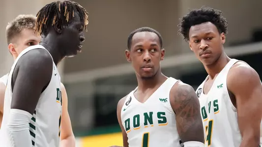 Dons huddle up vs Gonzaga
