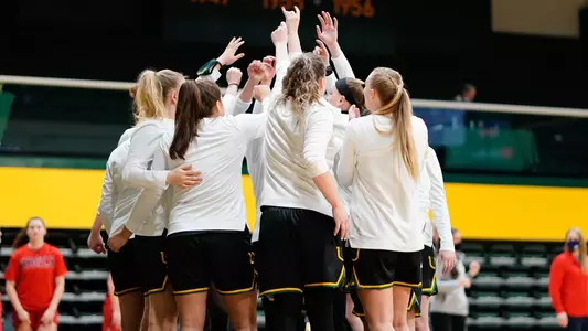 WBB huddle vs Saint Mary's 2-4-2021