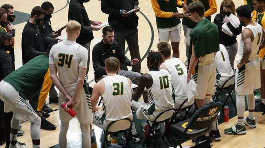 Team Huddle vs. LMU 2020-21