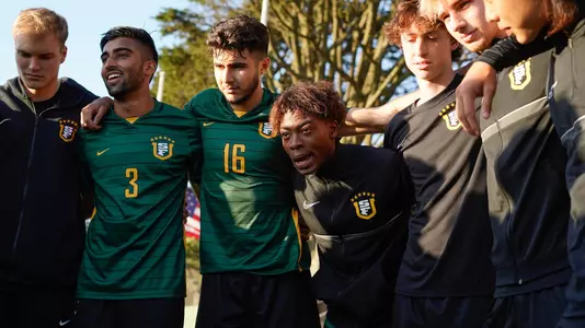 Huddle Pregame vs. Sac St