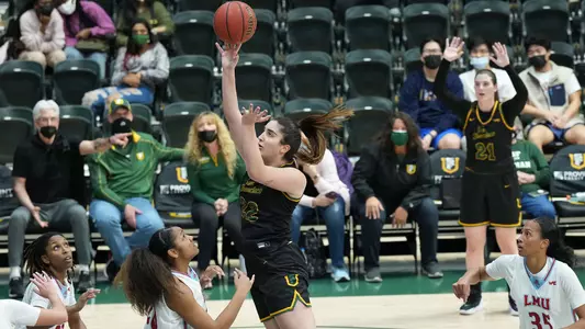 Claudia Langarita Action Shot