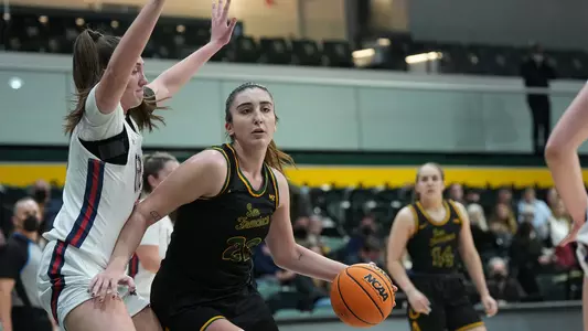 Claudia Langarita Action Shot