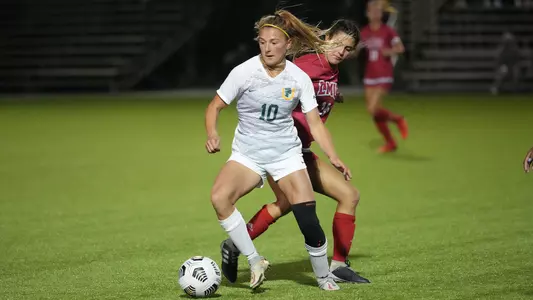 Elle Soleau Action Shot