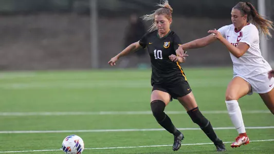 Elle Soleau Action Shot