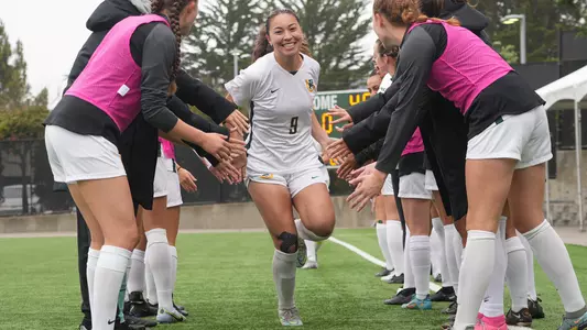 Lindsey Chau Starting Lineup Tunnel