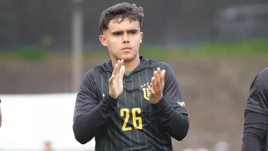 Gabriel Bracken Serra Clapping