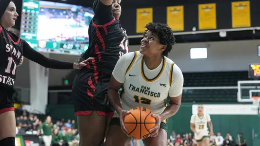 Debora dos Santos looking to score