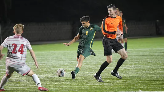 Alex Solomis kicking