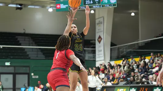 Aya Kéita Action Shot