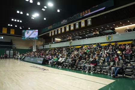 2/4/23: USF WBB vs Gonzaga at War Memorial Gym at the Sobrato Center in San Francisco, CA. Image by Chris M. Leung for USF Dons Athletics