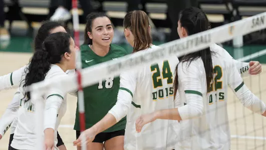 VB celebration vs. LMU