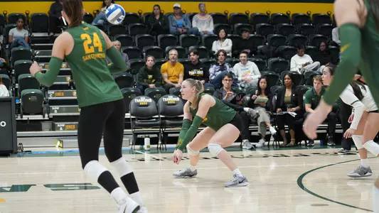 Michalina Rola dig vs. Oregon State