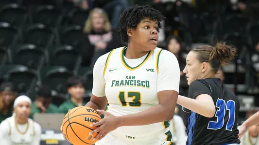 Debora dos Santos looking to pass vs. UCSB