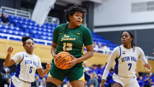 Debora dos Santos rebound at Seton Hall