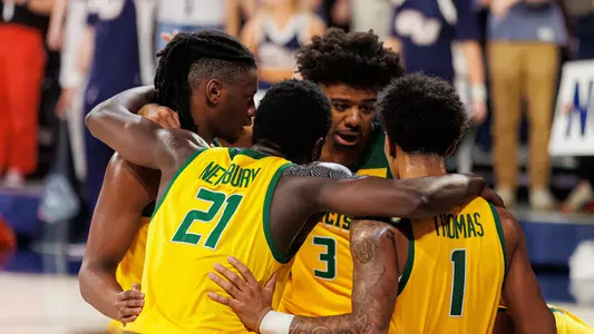 MBB Huddle at Gonzaga