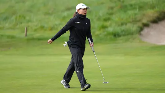 Rodaylin Mina putting