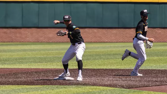 Fung throw to first vs. Pacific