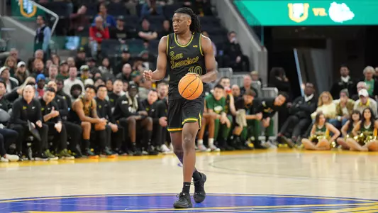 Jonathan Mogbo at Chase Center