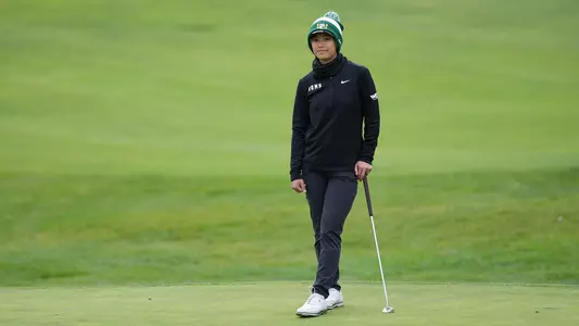 Riana Mission w/ putter