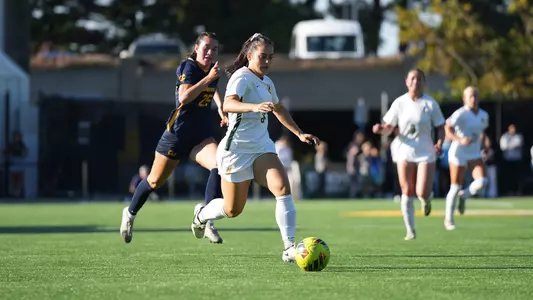 Isabella Ayau vs. Cal
