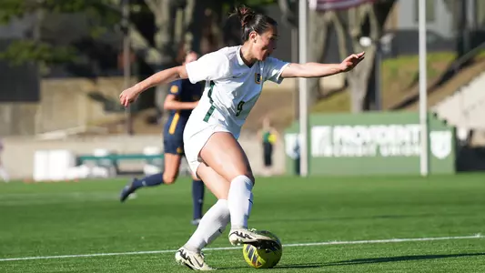 Lindsey Chau Dribble vs. California