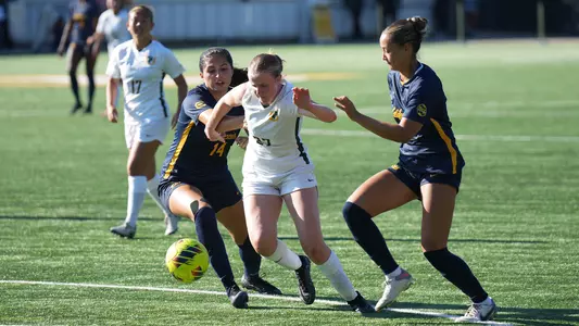 Kaitlyn Sasadeusz vs. California