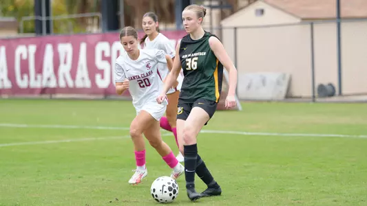 Kaitlyn Sasadeusz Dribbling at Santa Clara October 2025