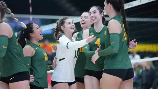 Sina Toroslu celebrating with teammates