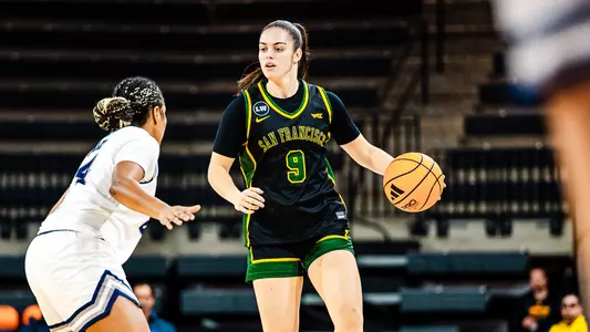 Aina Cargol dribbling vs. Nevada