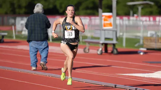 Kamilla Vanadzina running at Stanford