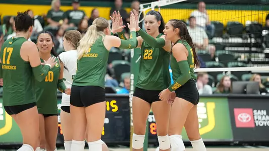 Astrid Puig celebrating a point vs. Portland State 2025