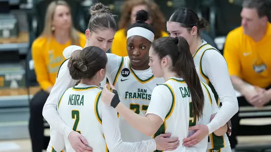 WBB huddle vs. Santa clara 2026