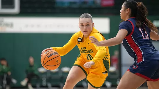 Amy Pateman dribbling vs. SMC 2026