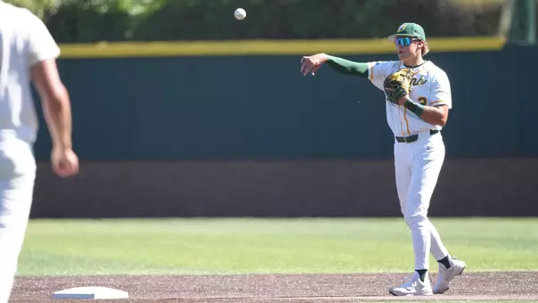 Zach Nagy throwing the ball vs. Sac State 2026
