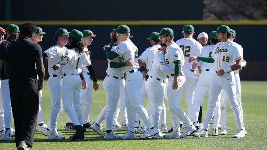 Baseball postgame hugs vs. WIU 2026