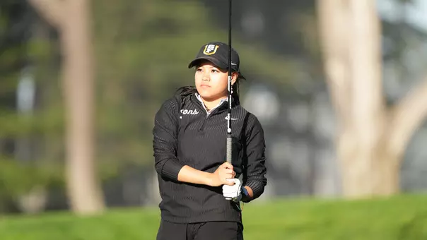 Jillian Leh watching her shot at Stanford 2026