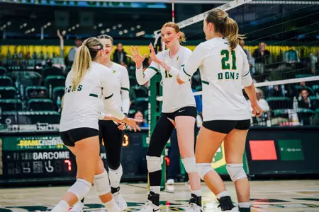 Team photo of Maeve Bailey - USF vs Pepperdine - by Laila Barron