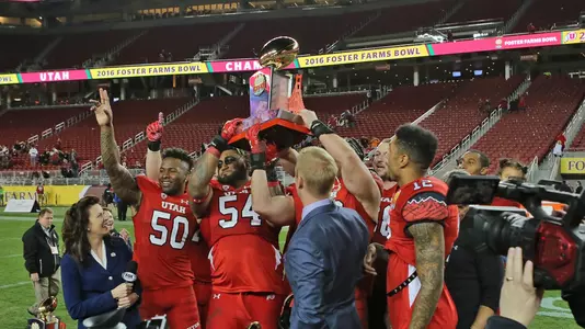 Foster Farms Bowl 2016 Celebrate Team