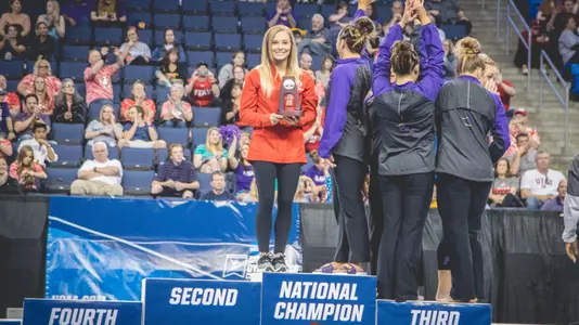 skinner_2017 NCAA floor ex champion