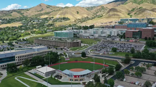 2020_campus_scenics_softball_stadium