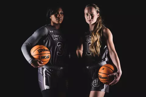 January 19, 2022, Salt Lake City, UT:
The University of Utah Utes Basketball teams pose for portraits in the USS SLC jerseys at the Jon M. Huntsman Center in Salt Lake City, Utah on Wednesday, January 19, 2022.
(Photo by Nick Grace/University of Utah)
