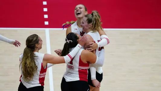 1121 VB Sweeps WVU
