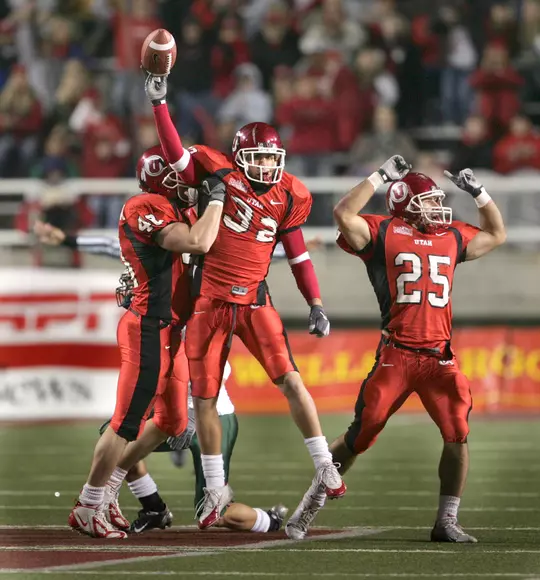 Midway through the third quarter, BYU took over near midfield looking to get back within one score of the Utes. After airing out a pass downfield, Eric Weddle (32, middle) came up with an interception that kept the Utah lead at 31-21.