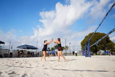Utah Utes BVB at FIU Beach Courts in Miami, Florida on Saturday, March 1st, 2025.
Jackson Bilawa/Utah Athletics