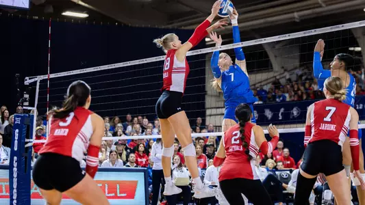 Utah Utes Volleyball vs. BYU Cougars at Smith Fieldhouse in Provo, UT on Saturday, October 19, 2024.
Davis Kuhn/Utah Athletics