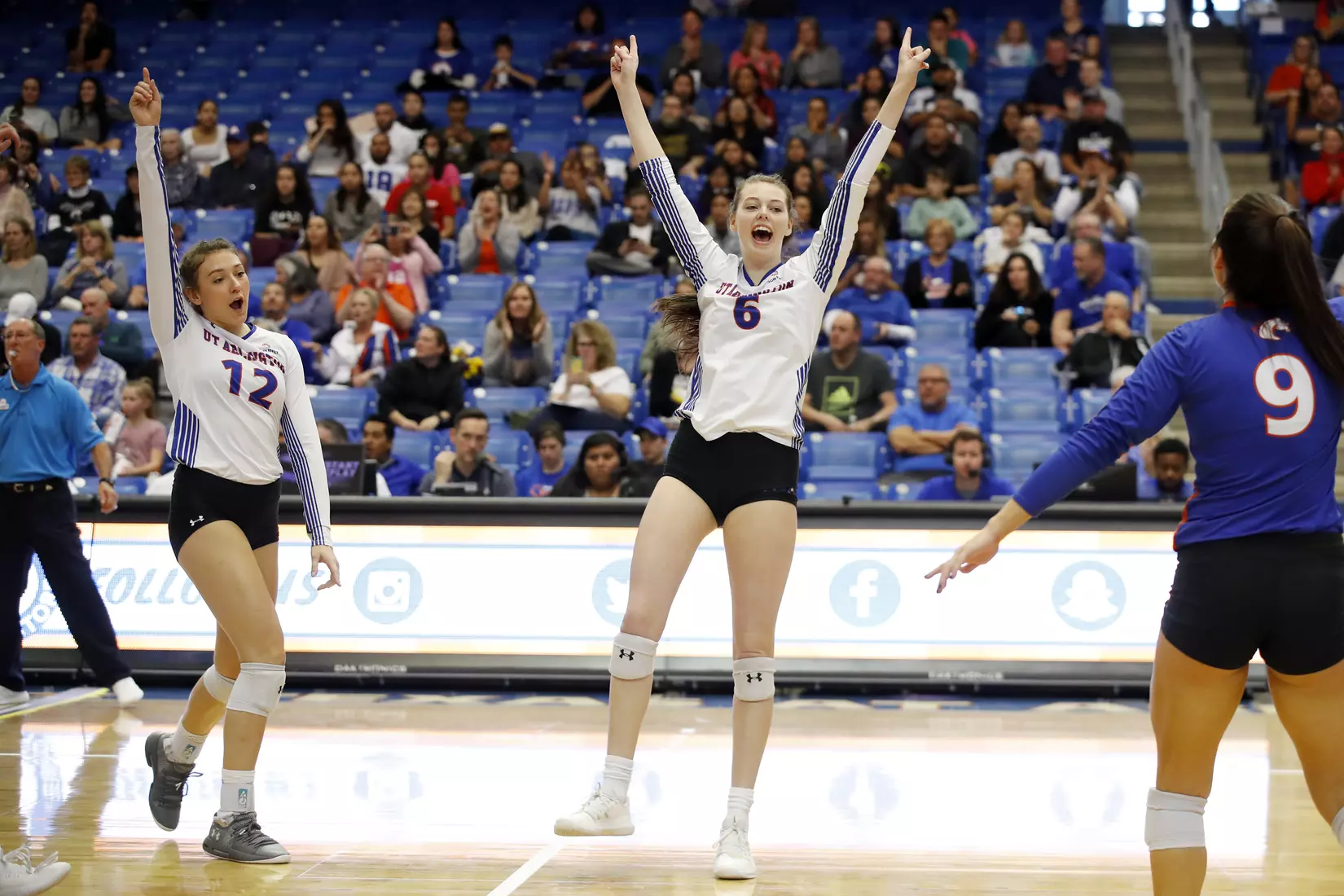UTA vs Little Rock Volleyball in Arlington, Texas on November 10, 2019. (Photo by/Gregg Ellman)